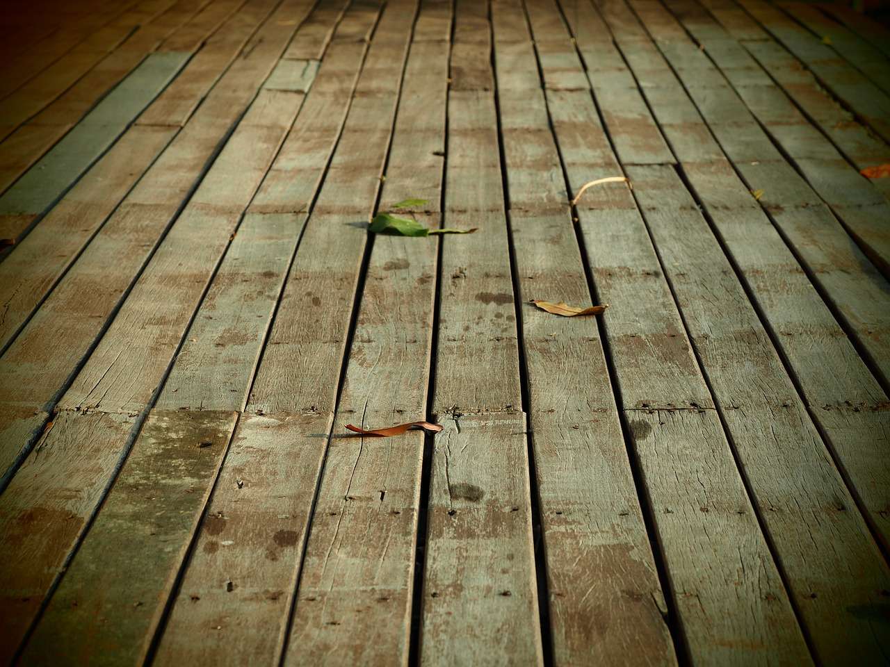 wooden-flooring-1333759_1280